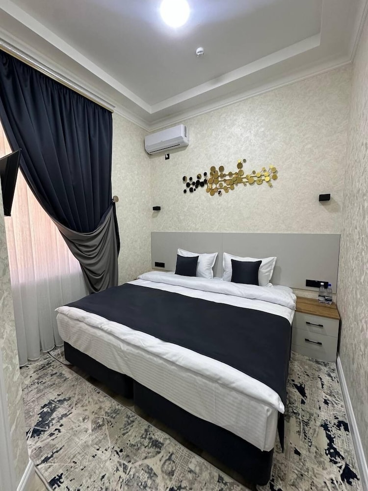 Classic Double Room, Courtyard View