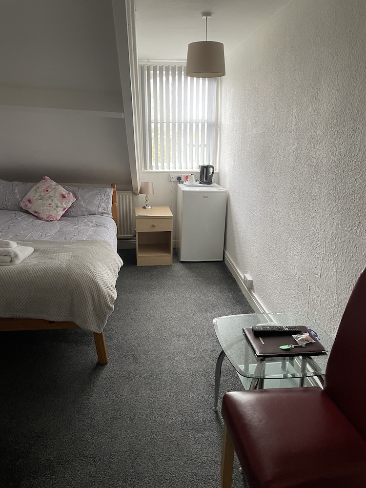 Single Room, Ensuite (Room 23)