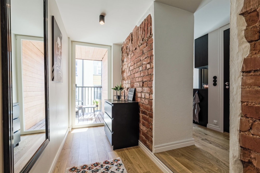 Comfort Apartment - Photo 3