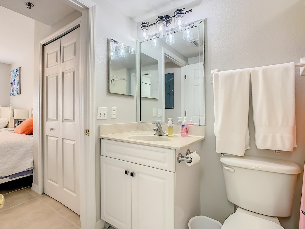 Enjoy the Gorgeous Sunset in This Beautiful 3 2 Condo Ow9-305, Zdjęcie 48