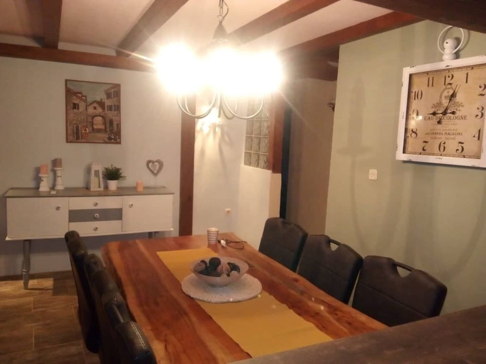 Apartment (Tanja - Comfortable And Close To The ) photo 3