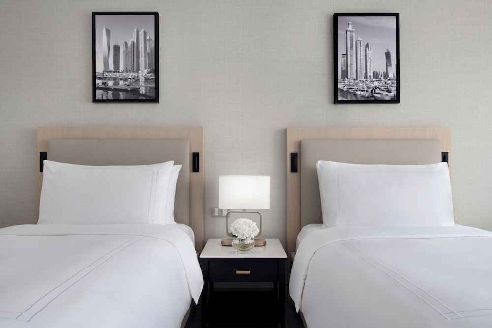 Executive Room, 2 Twin Beds, City View - Photo 5