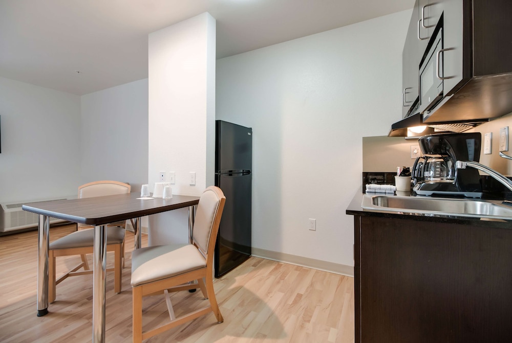 Studio 6-Ingleside, TX, Photo 3