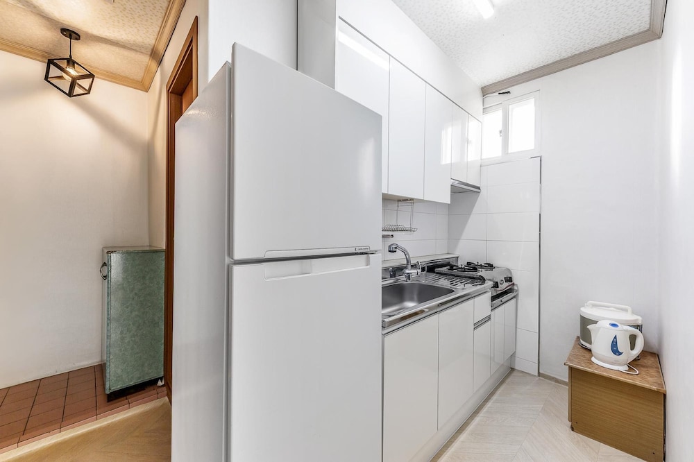 Basic Room, 2 Bedrooms (Two room A) - Photo 12