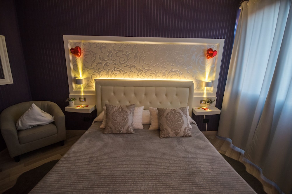 Classic Suite, City View