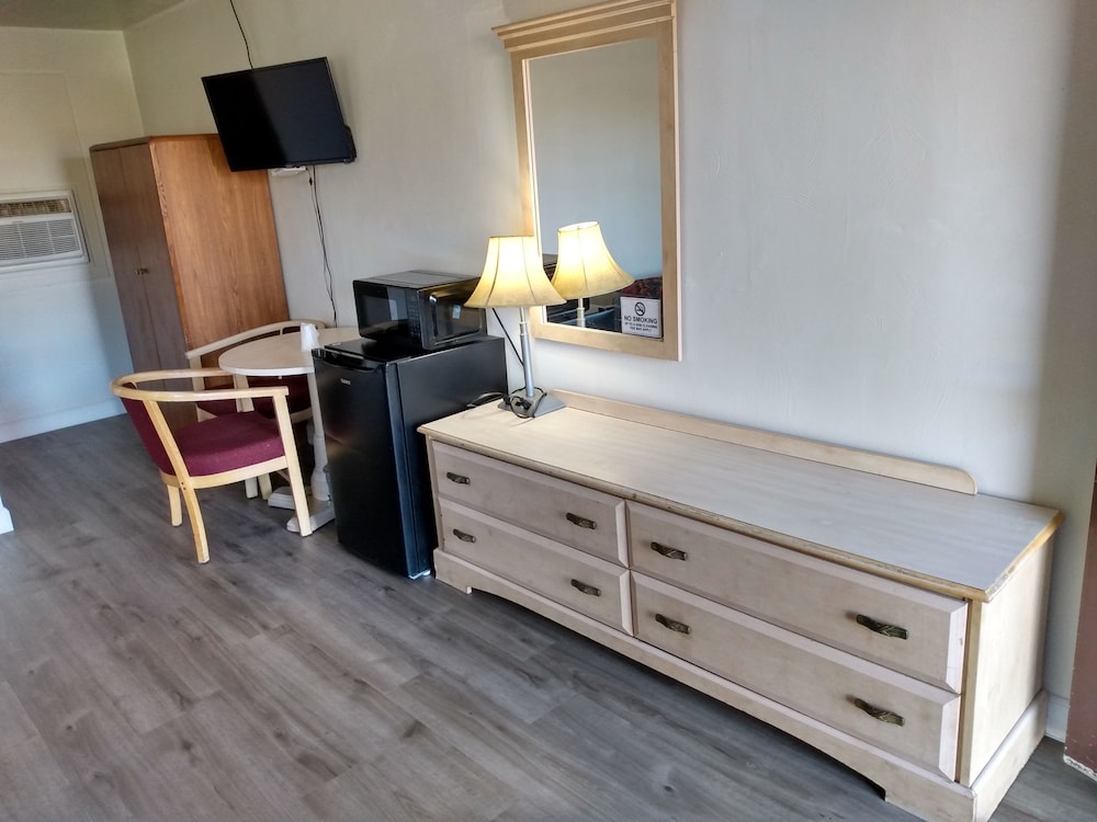 Standard Double Room - Photo 14