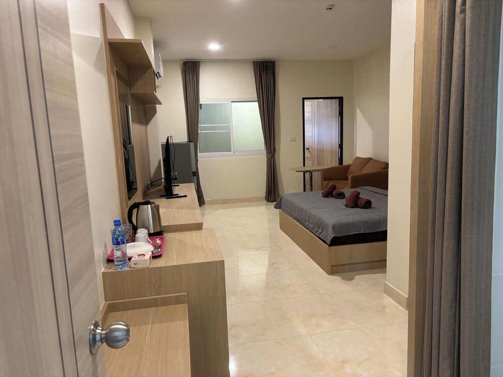 room photo