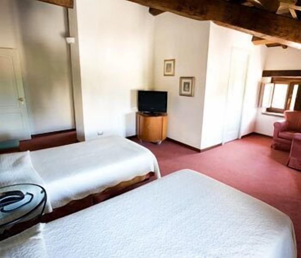 Standard Triple Room photo 1