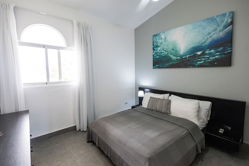 Triple Penthouse Ocean View photo 3