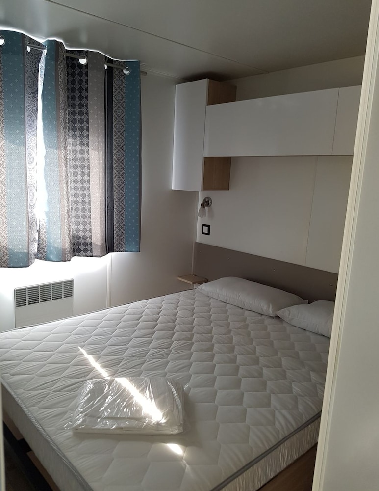 Mobile Home, 3 Bedrooms photo 1