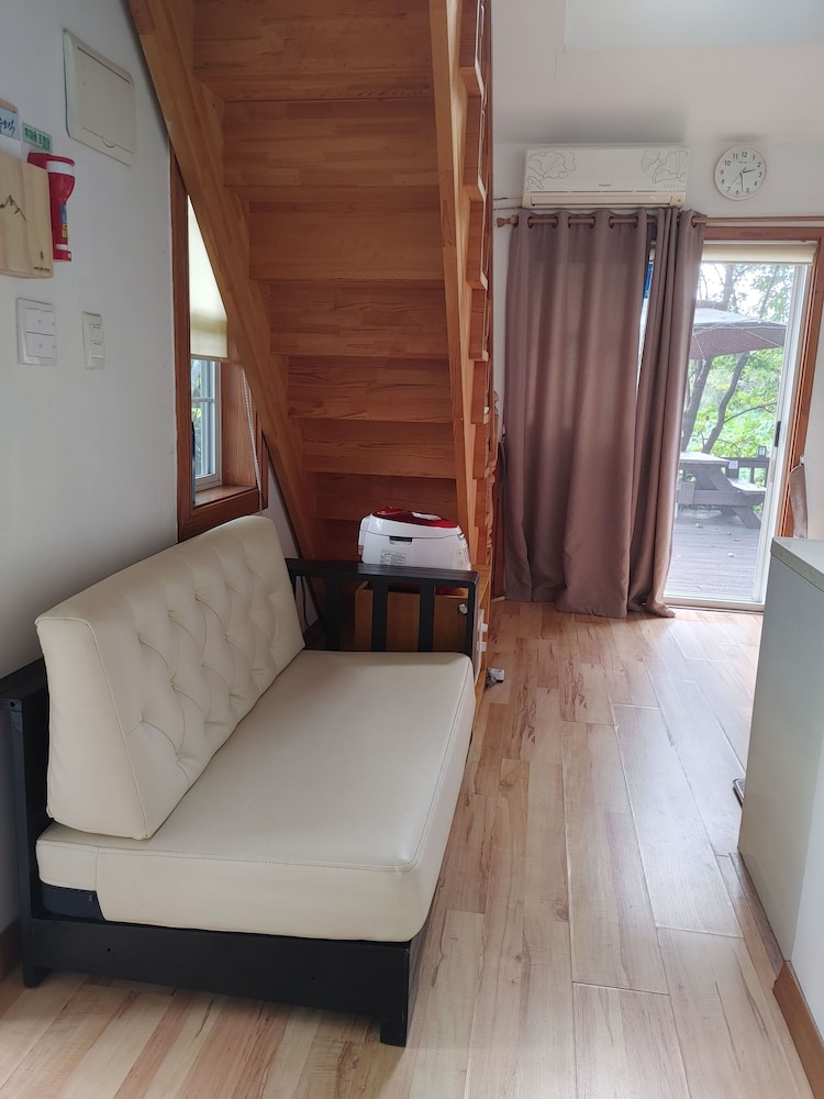 Winter Room photo 3