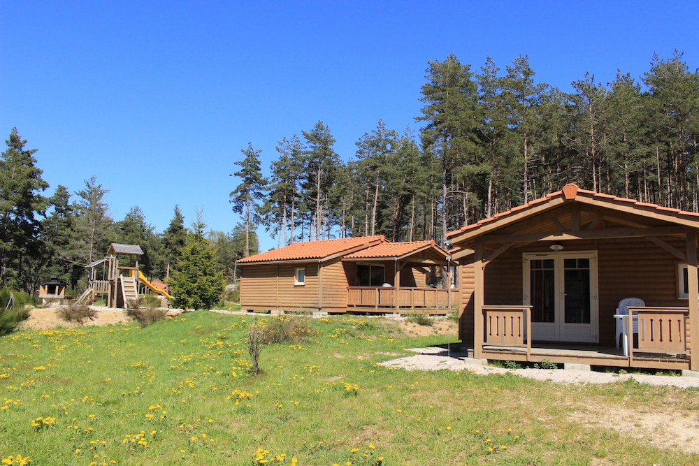 Superior Chalet, Accessible, Lake View (Okland Pmr: 4 Personnes)