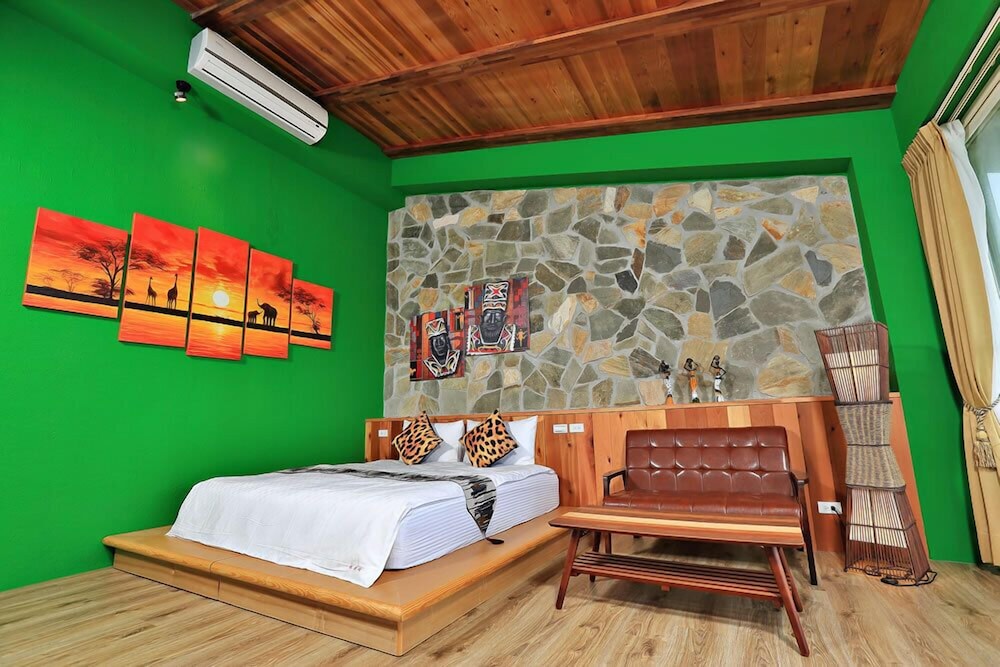 Deluxe Double Room, Non Smoking (303R) photo 3