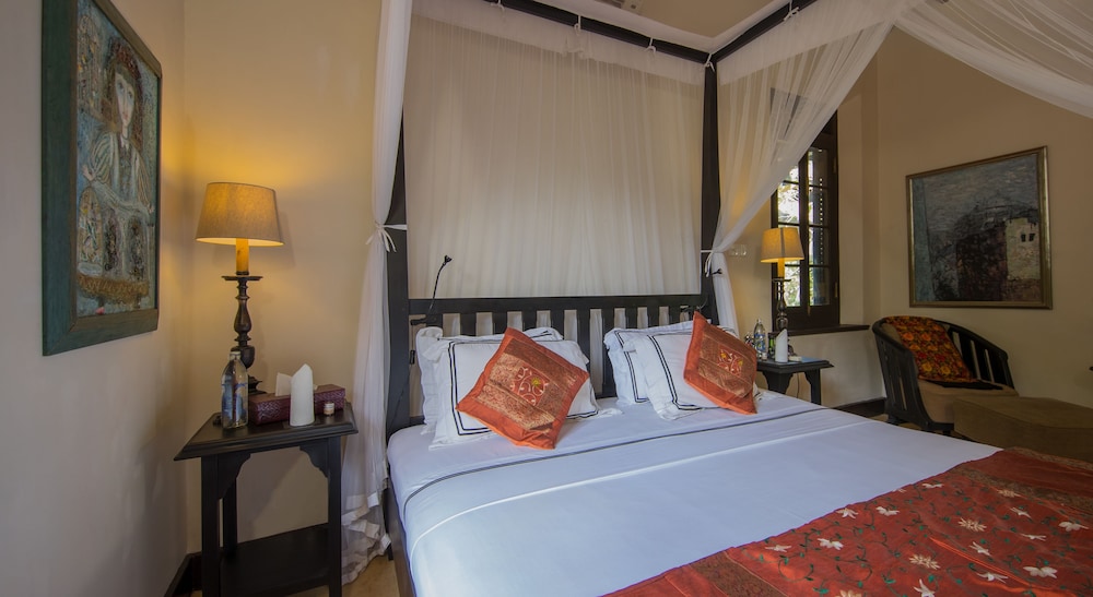 Deluxe Double Room, Poolside photo 3