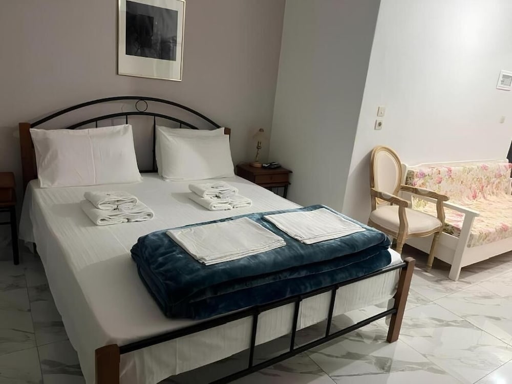 Junior Suite, 1 Bedroom, Pool View, Beachfront