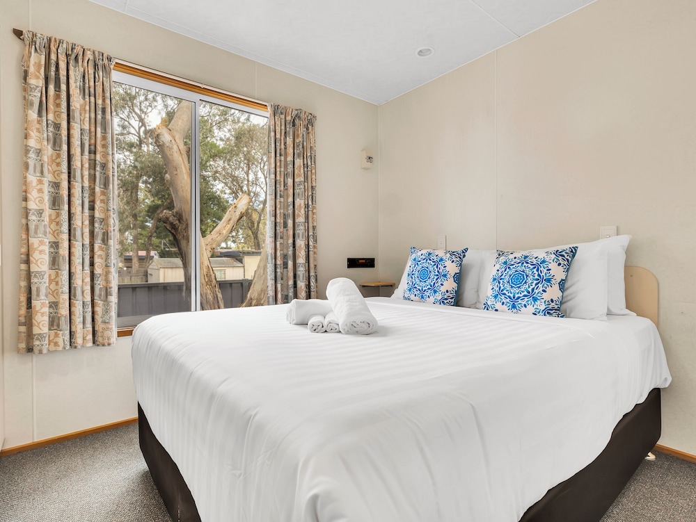 Two Bedroom Villa - Pet Friendly