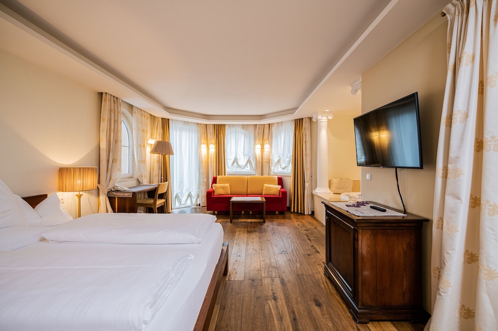 Suite Lifestyle photo 2