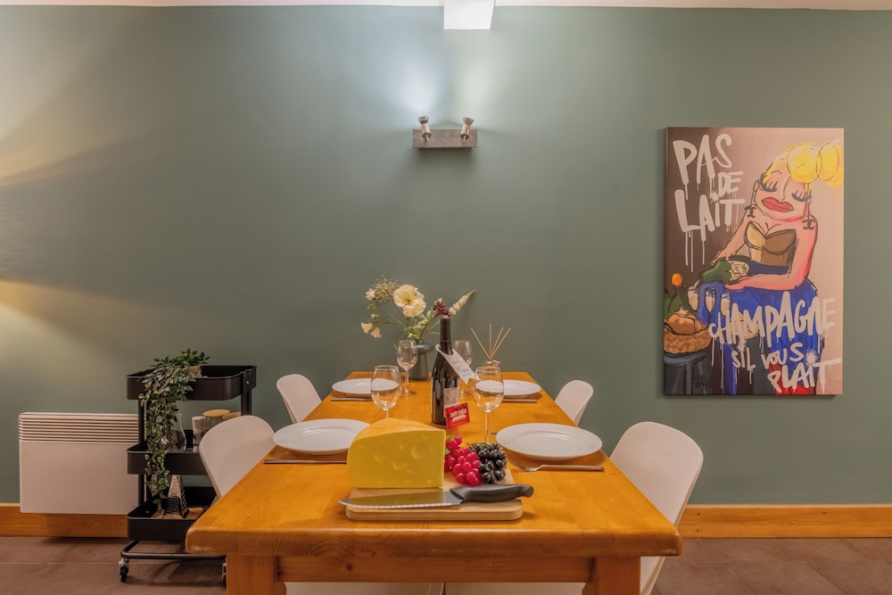 Family Apartment, Multiple Bedrooms (Vallorcine Loriaz 11 ski in / ski out) photo