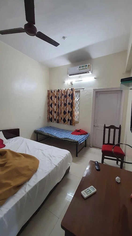 Deluxe Single Room, City View photo 2
