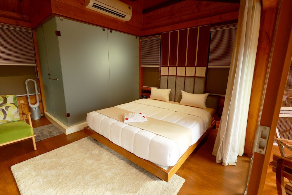 Deluxe Single Room photo 3