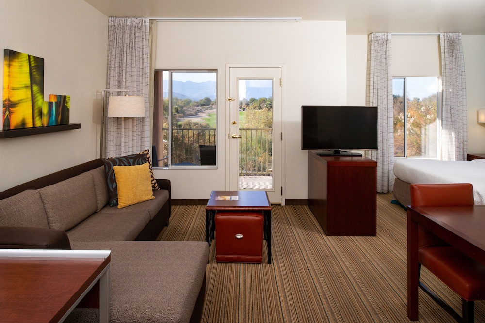 Studio, 1 King Bed with Sofa bed, Balcony - Photo 2