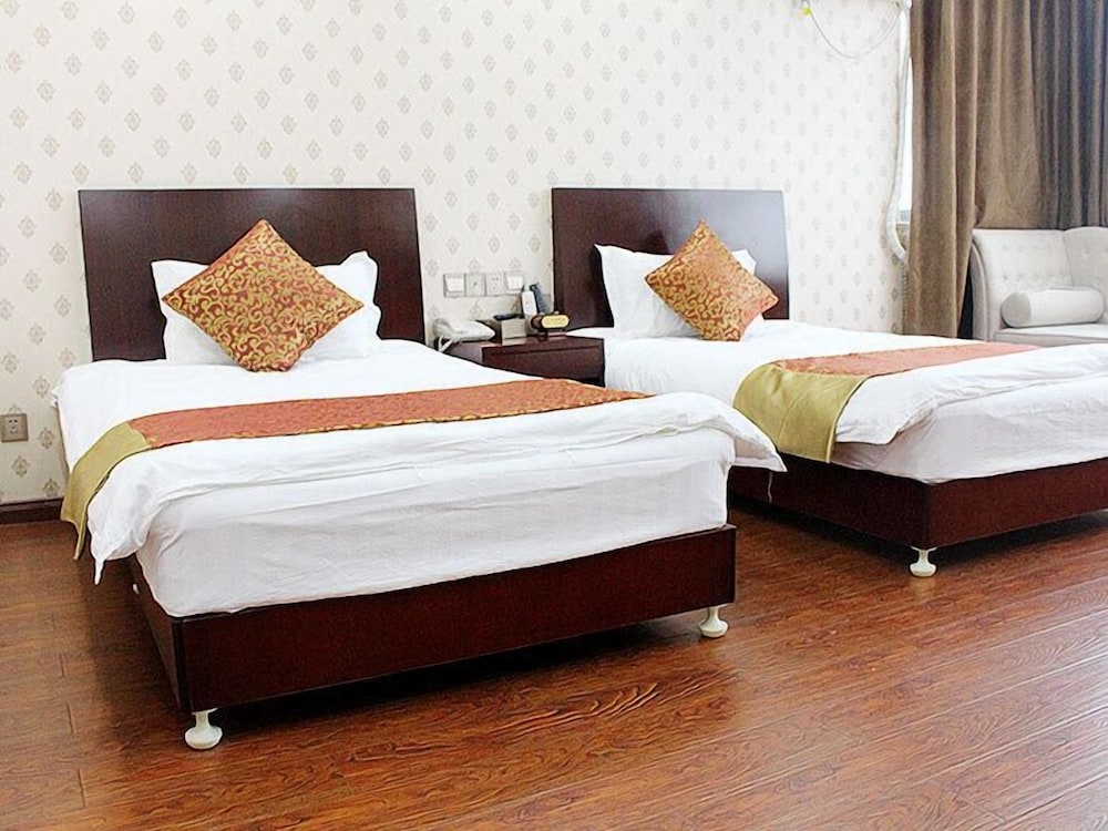 Deluxe Twin Room photo 1