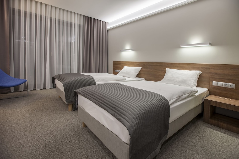 Deluxe Double or Twin Room - Photo 3