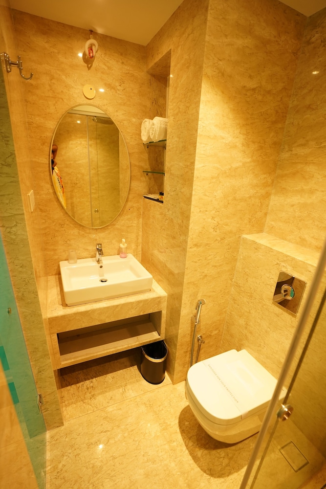 Deluxe Suite photo 3