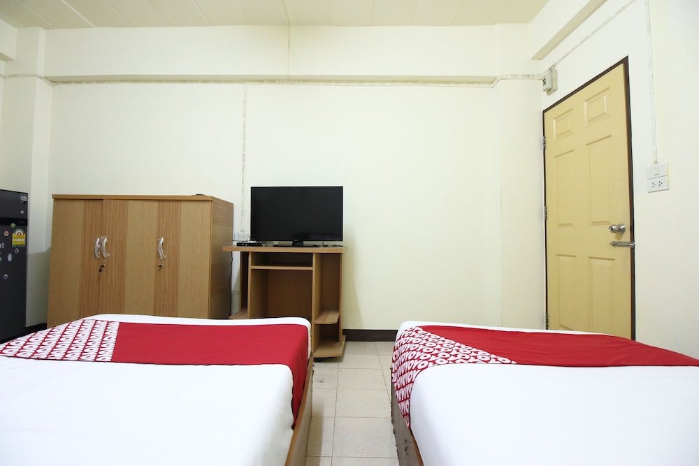 Standard Twin Room photo 3
