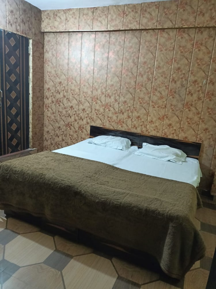 Deluxe Double Room - Photo 7