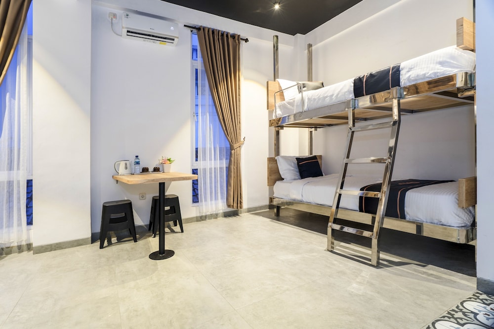 Family Double Room - Photo 5