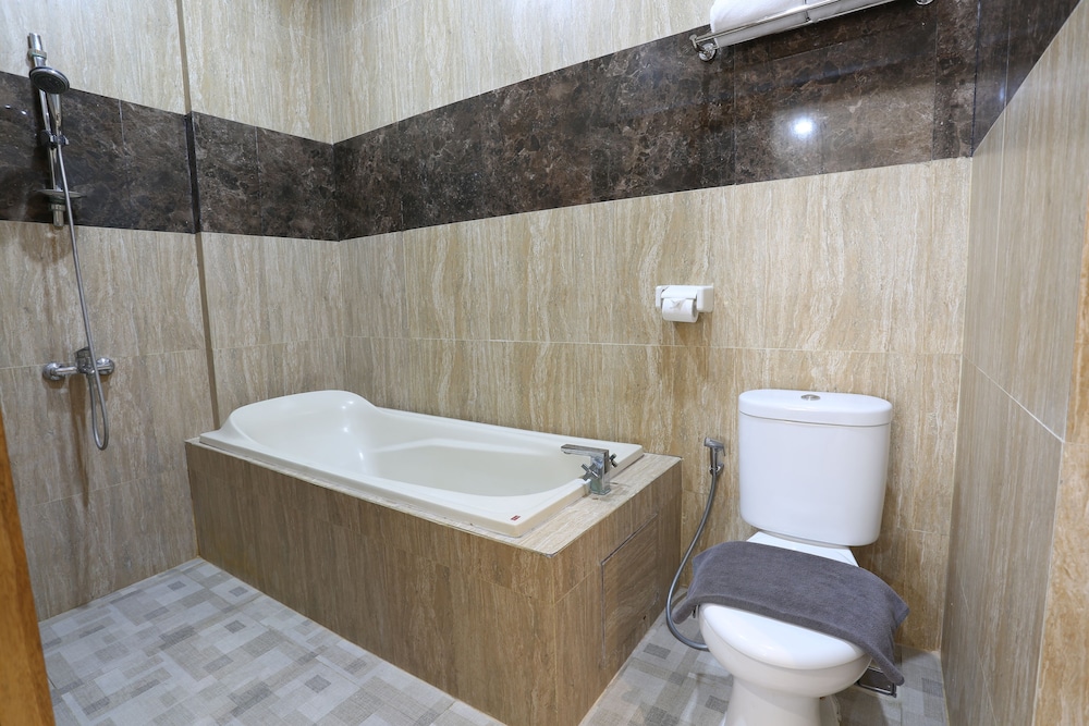 Royal Suite - Photo 5