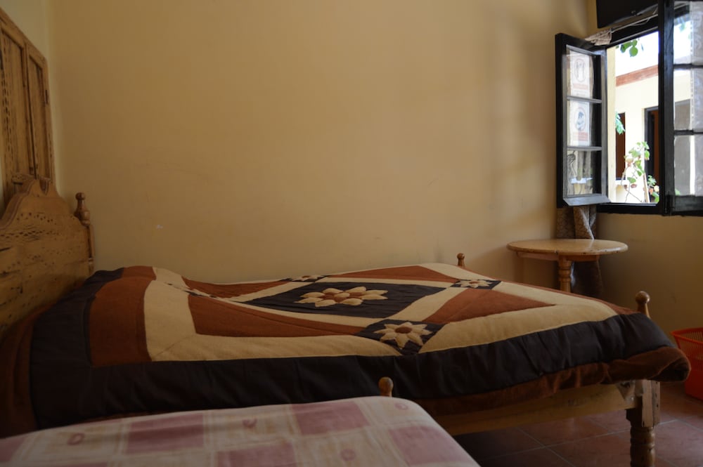Standard Triple Room, Ensuite photo 3