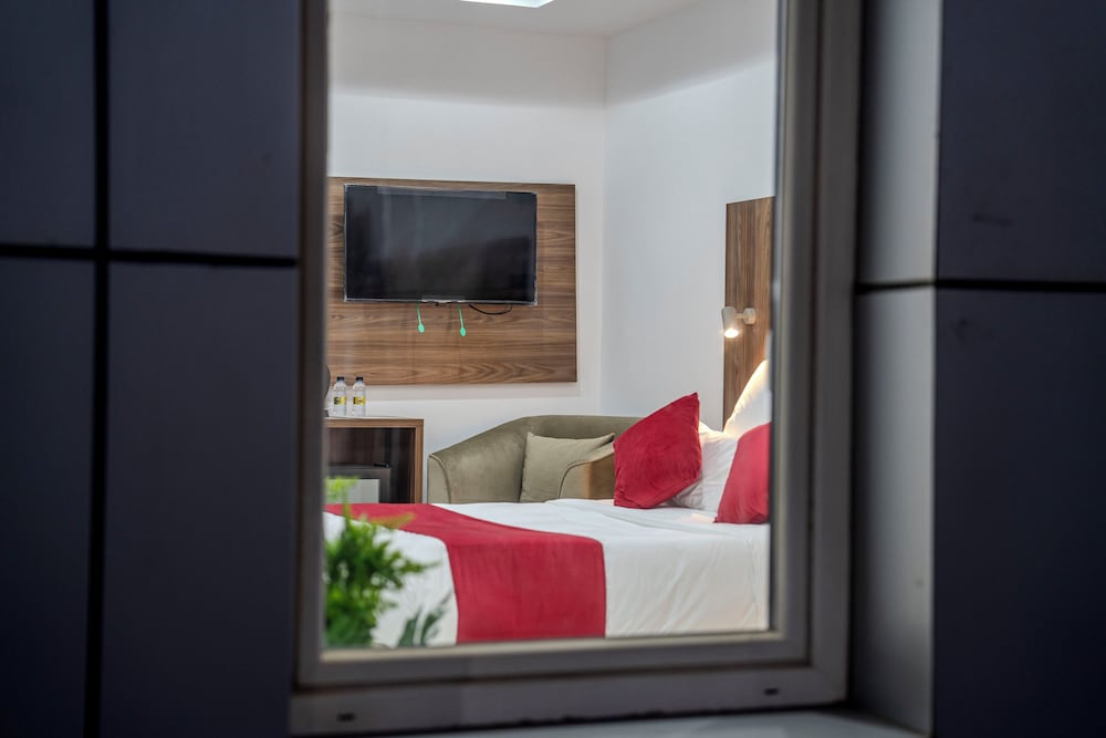 Grand Double Room Single Use photo 2