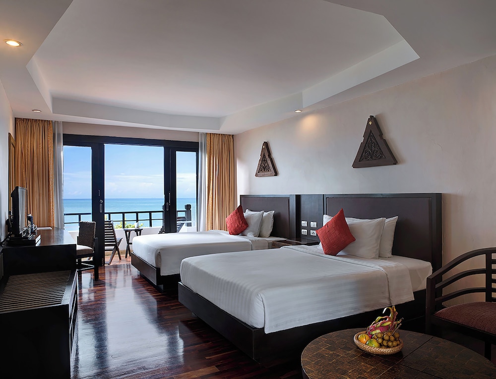 Deluxe Seaview Room photo 2