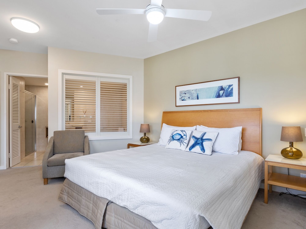 One Bedroom Spa Suite