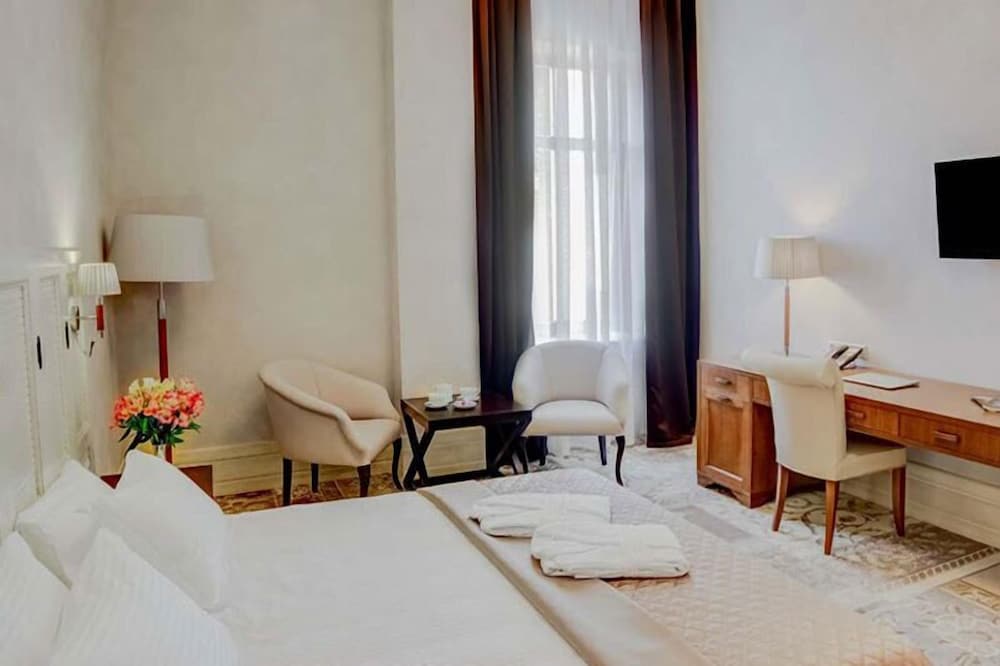 Superior Double Room photo 3