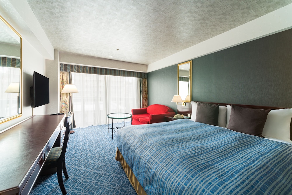 Superior Room, 1 King Bed, Non Smoking - Photo 1