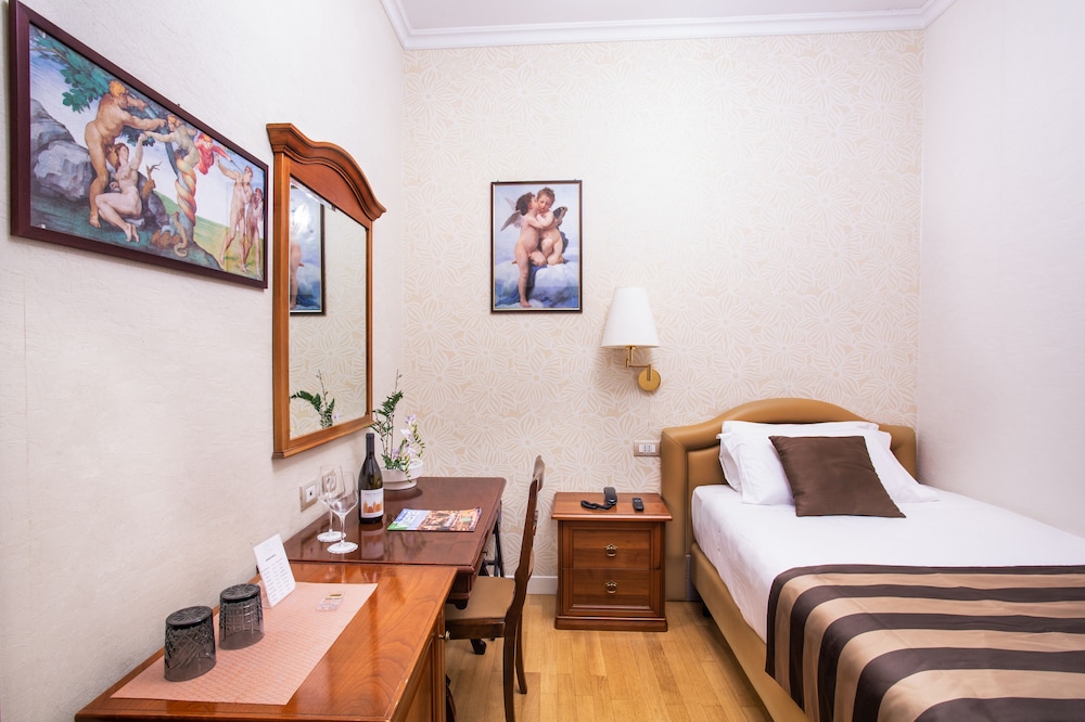 Single Room photo 1