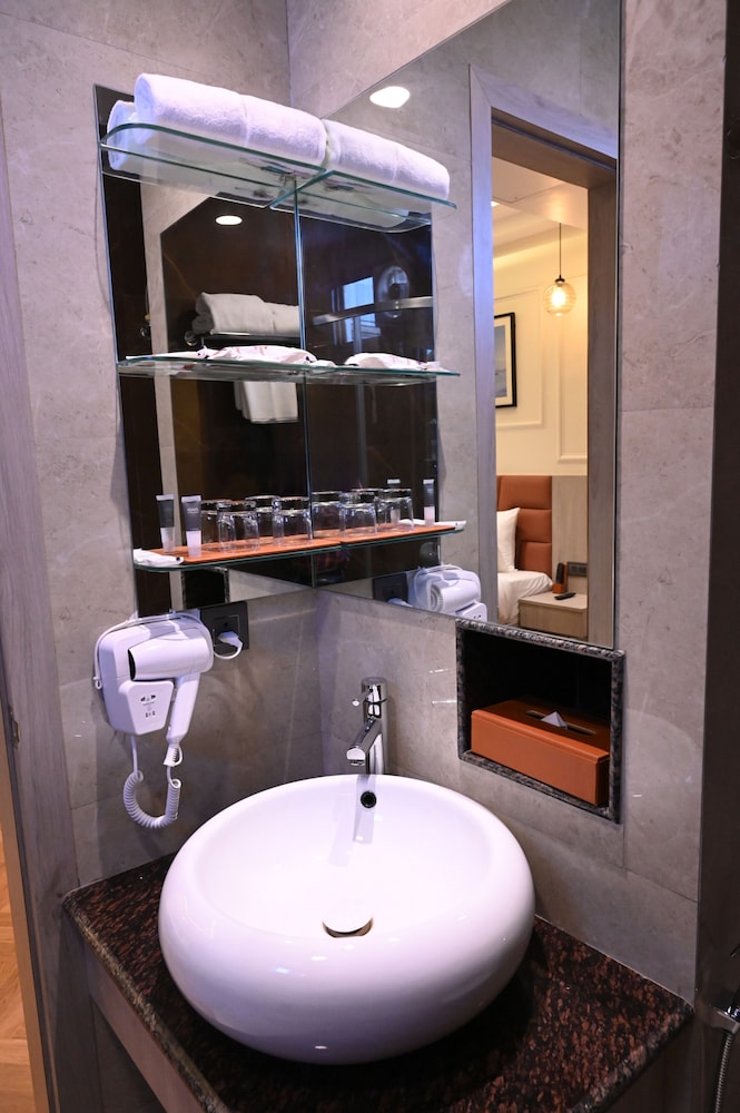 Luxury Room - Photo 4