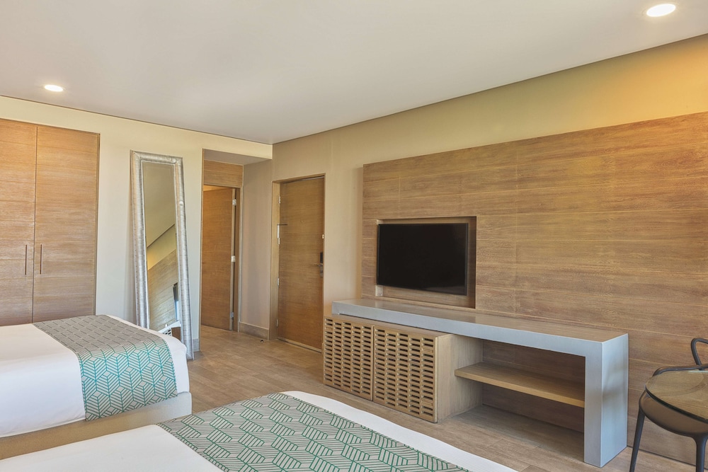 Superior Room, 2 Queen Beds