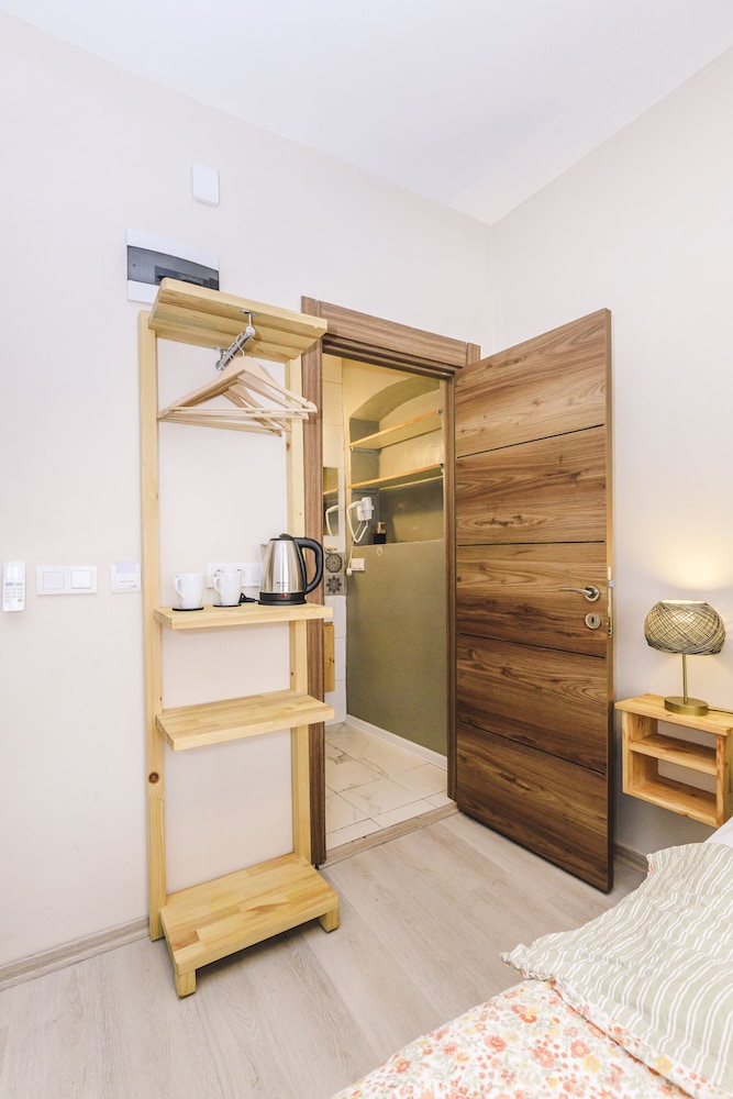 Comfort Room photo 2