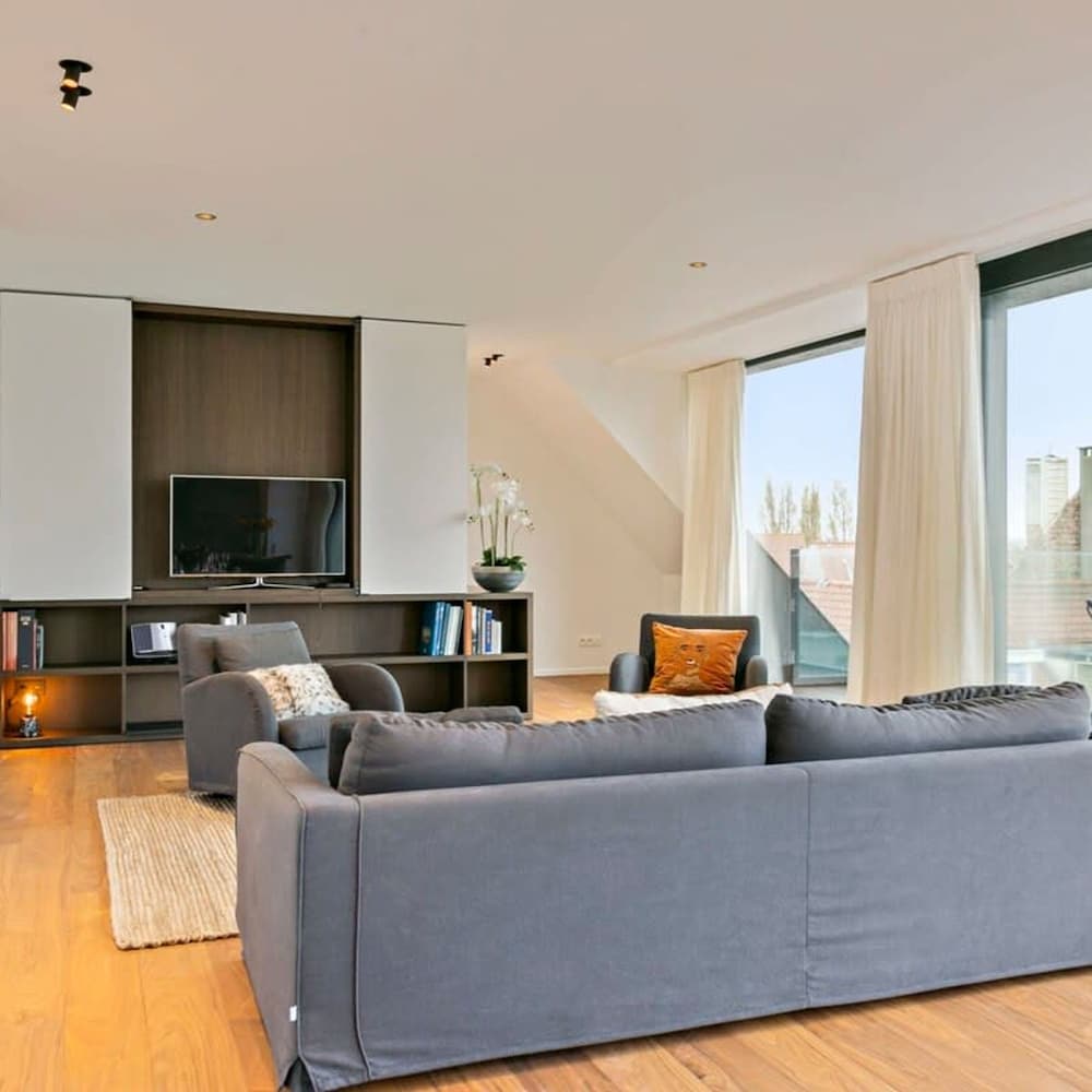 Majestic new Penthouse With 2 Parkings, Photo 42