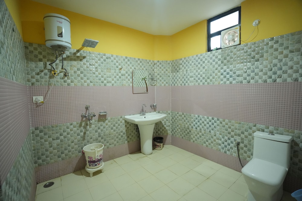 Deluxe Triple Room - Photo 2