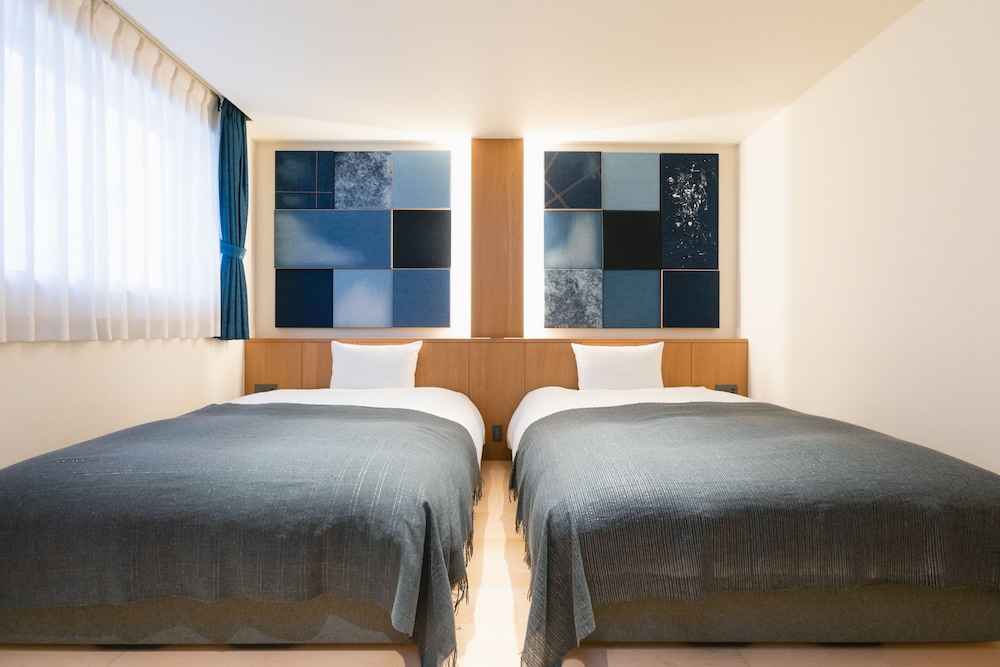 Superior Room, Multiple Beds, Non Smoking photo 2