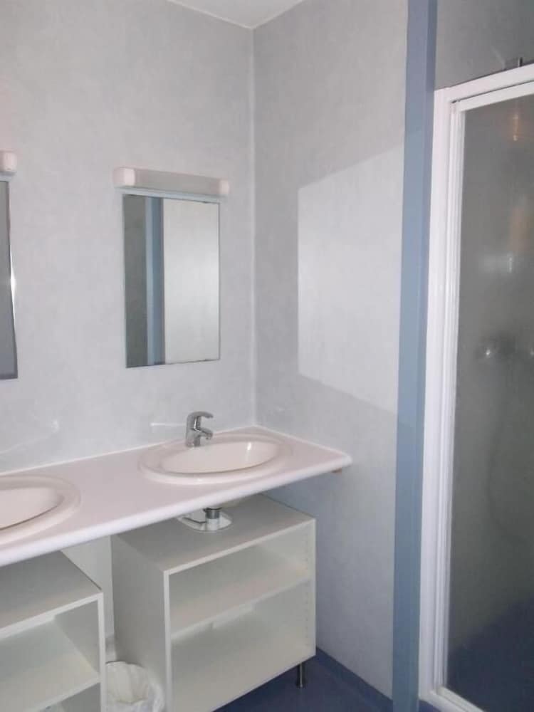 Room (Twin Beds) photo 2
