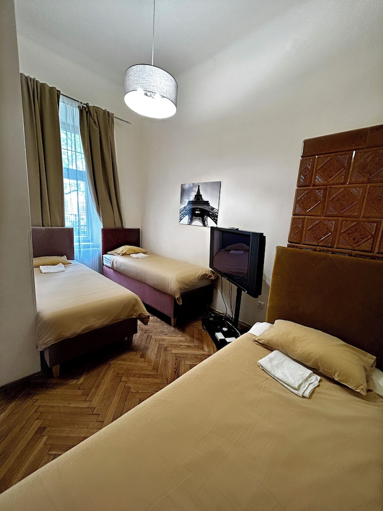 Comfort Triple Room, Garden View