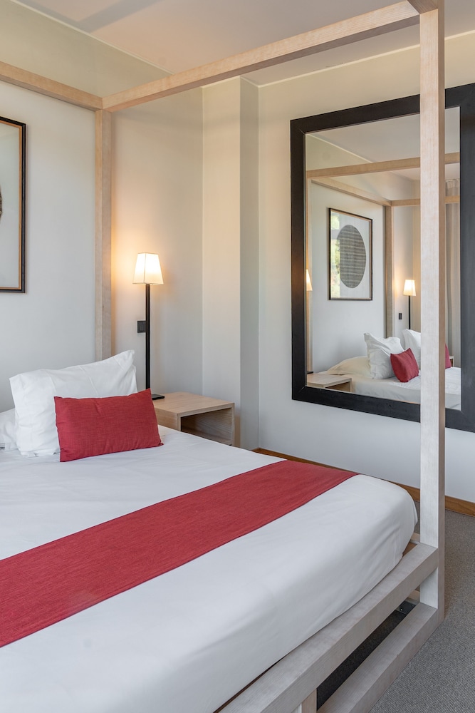Superior Suite, 1 Bedroom, Garden View
