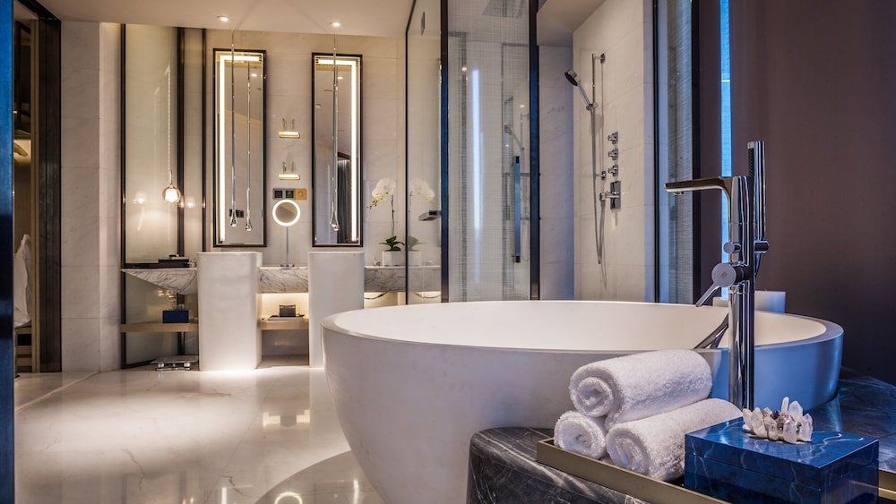 Junior Suite, 1 King Bed