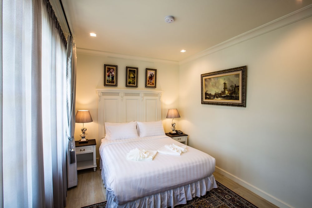 Superior Double Room, 1 Queen Bed, Ensuite - Photo 1